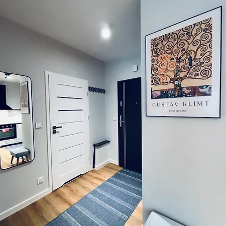 Boleslaviaapartments - Merci 4, Private Parking Free, Air Condition Apartament *